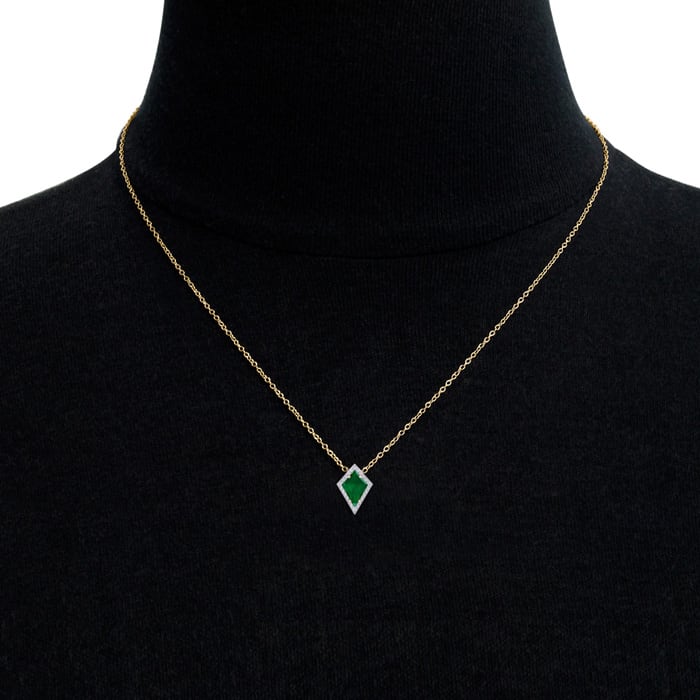 1-3/4 Carat Kite Shape Emerald Necklaces With Diamonds In 14K Yellow Gold, 18 Inch Chain