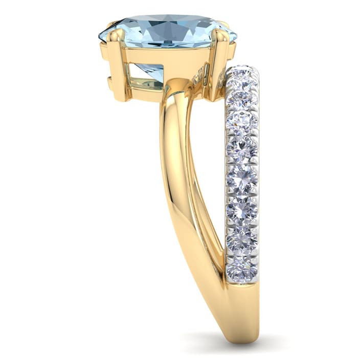 2 3/4 Carat Oval Shape Aquamarine and Halo Diamond Ring Plus Band In 14 Karat Yellow Gold