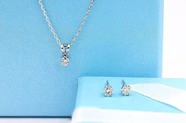 Estate Jewelry 1/2 Carat Natural Diamond Stud Earrings and Necklace. Fiery Diamonds Mounted In 14K White Gold