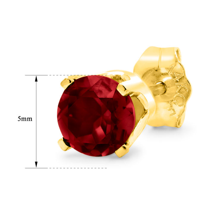 1 Carat Garnet Stud Earrings In Yellow Gold