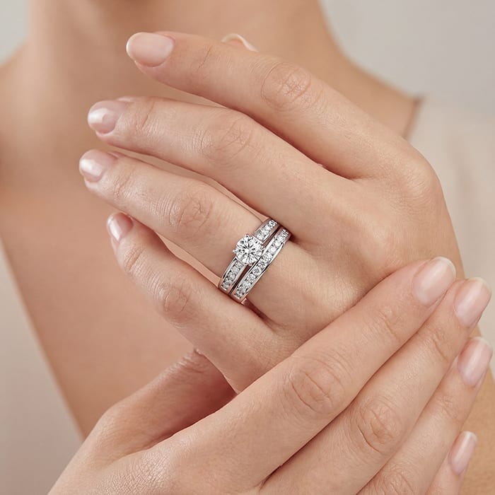 Estate Jewelry 1 Carat Two-Piece Bridal Set With Zirconia In Sterling Silver, Size 7