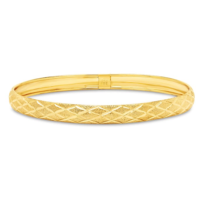10 Karat Yellow Gold Flexible Diamond Cut Bangle Bracelet, 7 Inches
