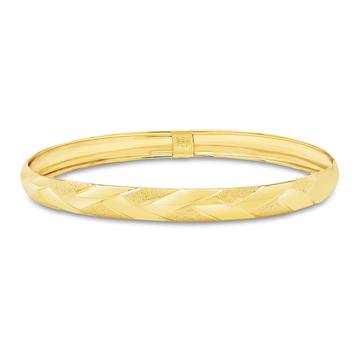 10 Karat Yellow Gold Flexible Diamond Cut Bangle Bracelet, 7 Inches
