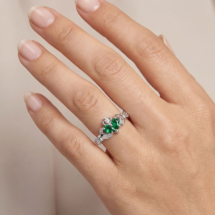 Emerald Claddagh Ring in 10k White Gold