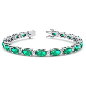 9 Carat Oval Shape Emerald and Diamond Bracelet In 14 Karat White Gold, 7 Inches