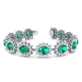 19 Carat Oval Shape Emerald and Halo Diamond Bracelet In 14 Karat White Gold, 7 Inches