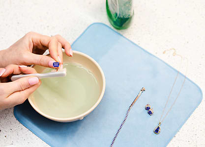 How to Clean a Tanzanite Necklace