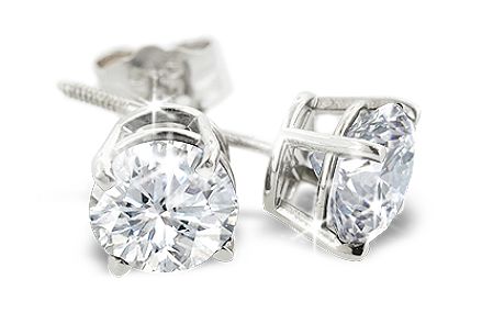 Win $5,000 Diamond Studs!